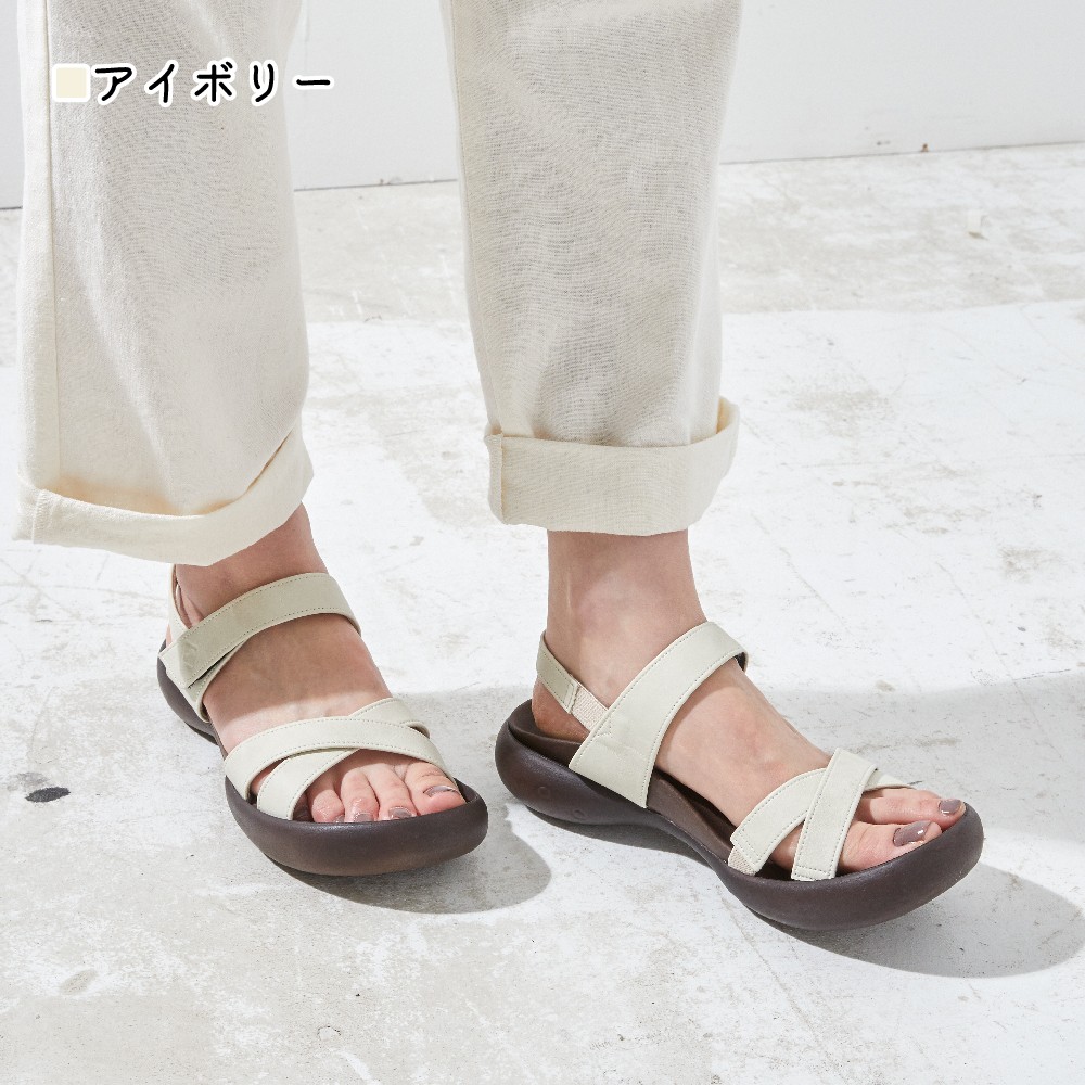 再入荷しました！クロスベルト ストラップサンダル RegettaCanoe -リゲッタカヌー- CJFD-5326a