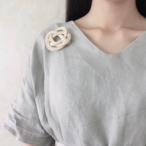 受注制作〉ラタンアクセサリー ブローチ 籐編み/水引き