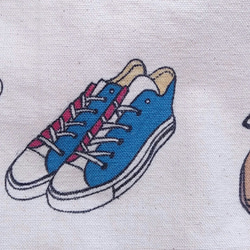 【商品入替SALE】手描きのミニトートバッグ『今日はどの靴？②』 3枚目の画像