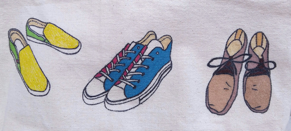 【商品入替SALE】手描きのミニトートバッグ『今日はどの靴？②』 3枚目の画像