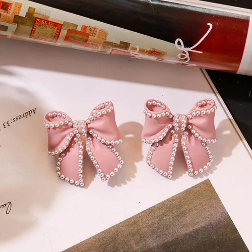2025年最新】miumiu ピアス リボンの人気アイテム - メルカリ