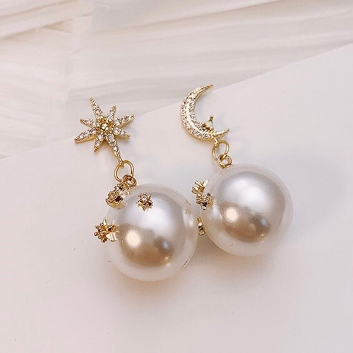 Dior モチーフ キラキラ ムーンスター パール ピアス ピアス