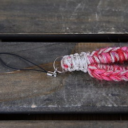 採用手紡馬海毛和麻串頸帶 - 紅色 第4張的照片