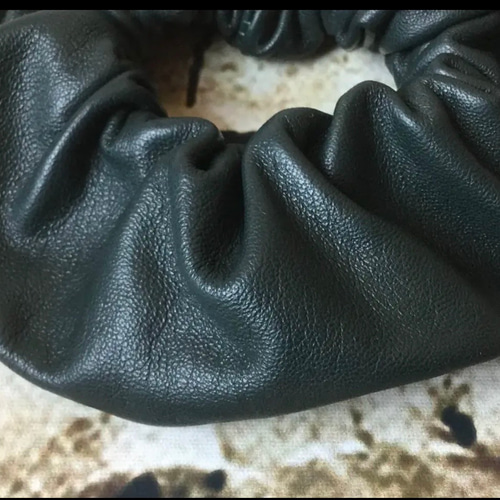 レザーシュシュ シュシュ ruban.ruban. ruban 通販 10678947