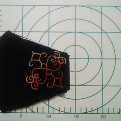 ☆LLサイズ・魔除け⑥アイヌ刺繍B、グラデーションオレンジ 2枚目の画像