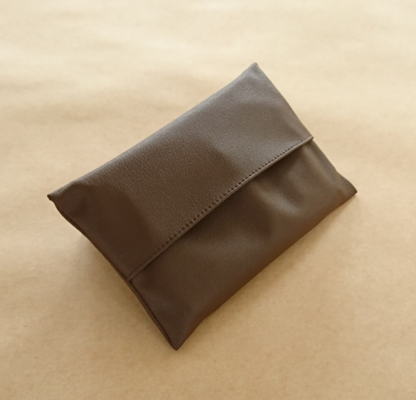 【送料無料】一般サイズ　フェイクレザー  茶色　ポケットティッシュケース 2枚目の画像