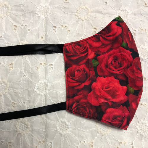 YOSHIKIMONO」がシルク製のマスク発売、価格は9800円