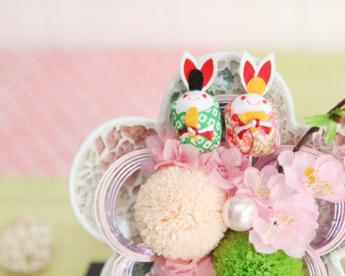 ひなまつりアレンジ【台座付き】フラワーアレンジメント/プリザーブド