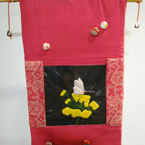 ちりめんで作った季節のタペストリー＜花シリーズ＞ タペストリー
