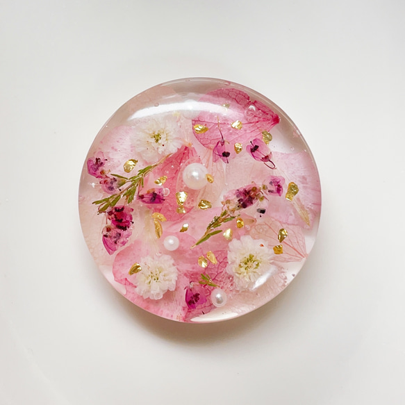 桜色甘いお花のヘアアクセサリー 2枚目の画像