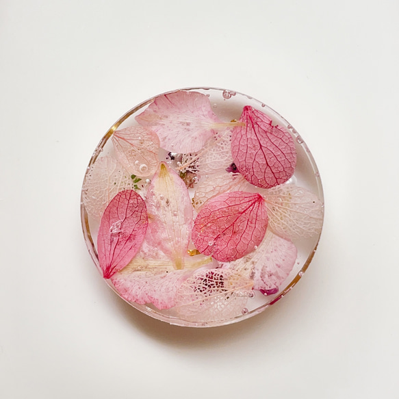 桜色甘いお花のヘアアクセサリー 3枚目の画像