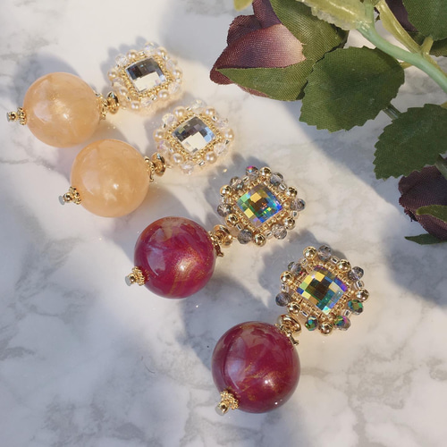 ドットリボン×ゆらゆらチャーム 大ぶりピアス ハンドメイド ドットリボン×ゆらゆらチャーム 大ぶりピアス ハンドメイド