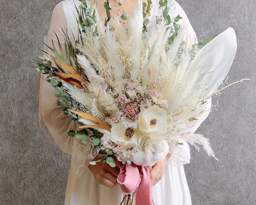 ドライフラワーブライダルブーケホワイトシャビーピンク