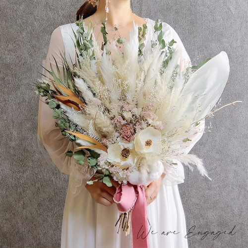 ドライフラワーブライダルブーケホワイトシャビーピンク