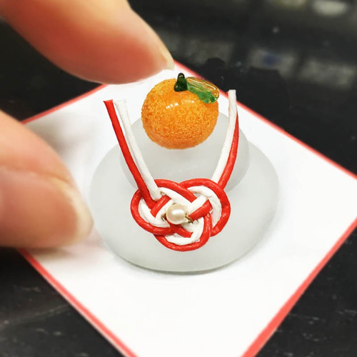 超しっとり鏡もち♥ガラス細工のミニ鏡餅 すりガラス艶消し仕上 車の