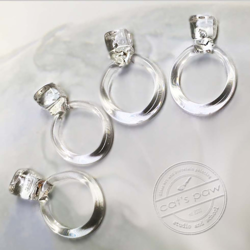 氷の指輪 ガラス細工のクールなリング 涼し気アクセサリー透明感