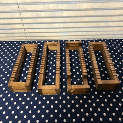 カードスタンド カード立て（４パーツ組立て） 木製 2枚目の画像