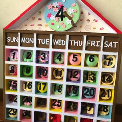 SHIDO-RICO　フェルトで作る可愛いお家型カレンダー　型紙＆レシピ 1枚目の画像