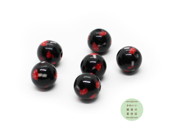 黒地に赤い毒キノコのプリントのアクリルビーズ（10mm×9.5mm）6個セット #B-0001 2枚目の画像