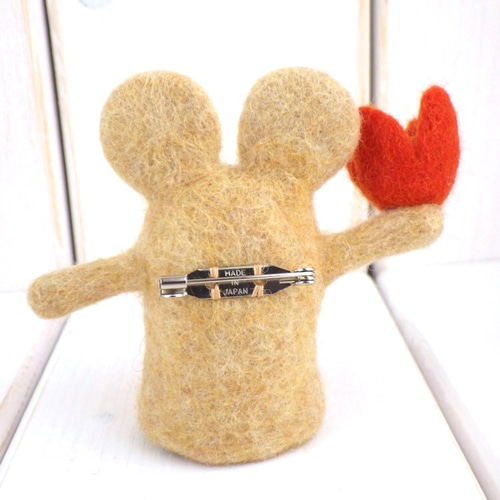 指人形やブローチになる小さい羊毛フェルトの置物(ホオズキ) 羊毛