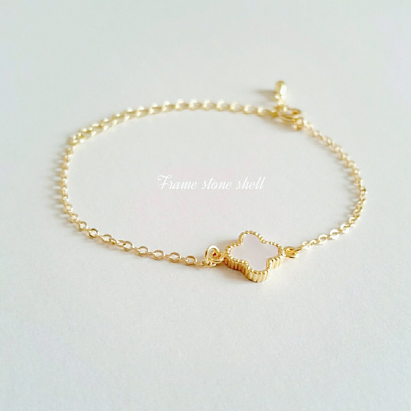 【 あや様専用】 White flower bracelet 1枚目の画像