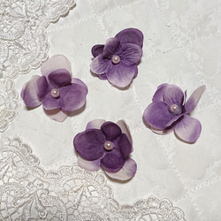 パープル紫陽花のピアス(樹脂製パーツ使用) 4枚目の画像