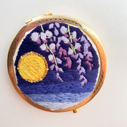 藤の花と夜　手刺繍のコンパクトミラー 6枚目の画像