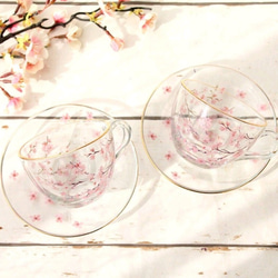 桜のガラスティーカップ＆ソーサー（ペア） 1枚目の画像