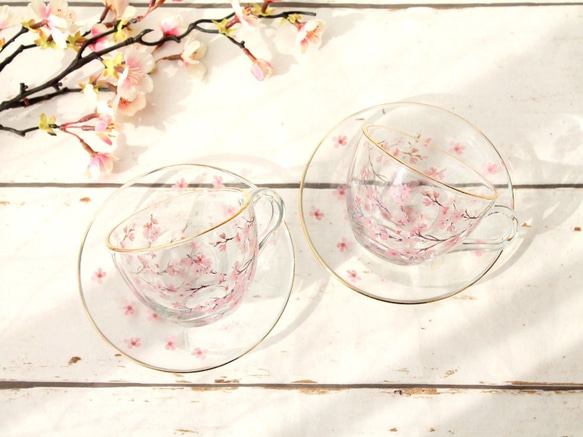 桜のガラスティーカップ＆ソーサー 4枚目の画像