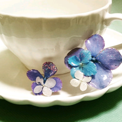 紫陽花ピアス アシンメトリー 2枚目の画像