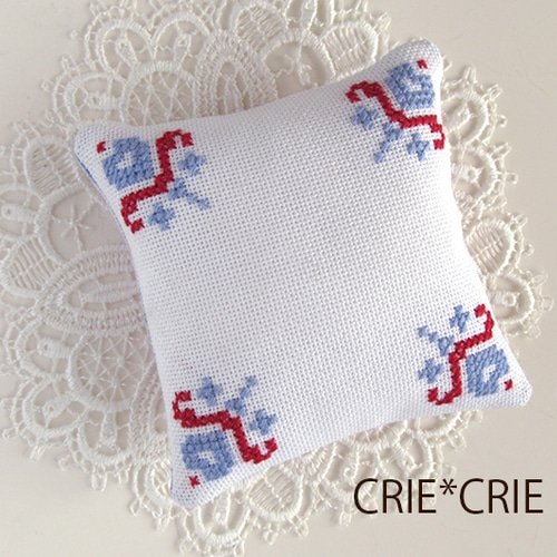 クロスステッチのピンクッションキットCRIE*CRIE No.603 キット CRIE