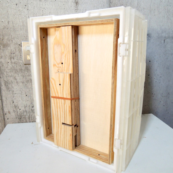 傾斜台50度/46幅/折コン対応木箱サイズ〈安価材〉　組立式パネルスタンド マルシェ什器 トロ箱台 店舗什器 3枚目の画像