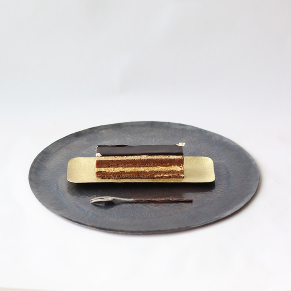 鎚目模様のおしぼり皿　小（真鍮素地） 9枚目の画像