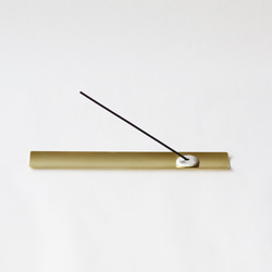 錫のお香立てと真鍮受皿　[　しずく　] 1枚目の画像