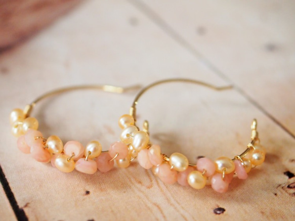 粉紅蛋白石×淡水珍珠・環狀耳環 第3張的照片