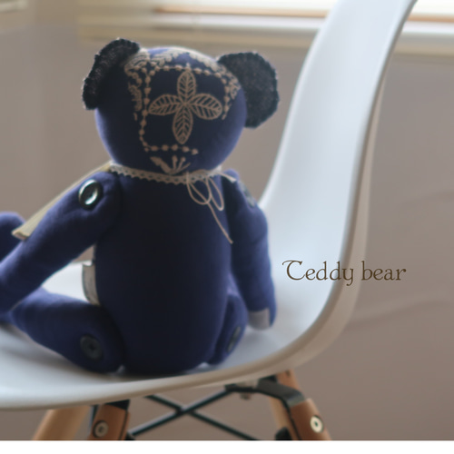 テディベア 刺繍 ミナペルホネンハギレを使ったハンドメイド テディベア 刺繍 ミナペルホネンハギレを使ったハンドメイド