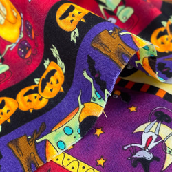 USAコットン　   Halloween Fantasy Sampler  布幅×６０㎝    DK16 3枚目の画像