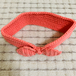 ハンドメイド毛糸リボンヘアバンドピンク手編み 3枚目の画像