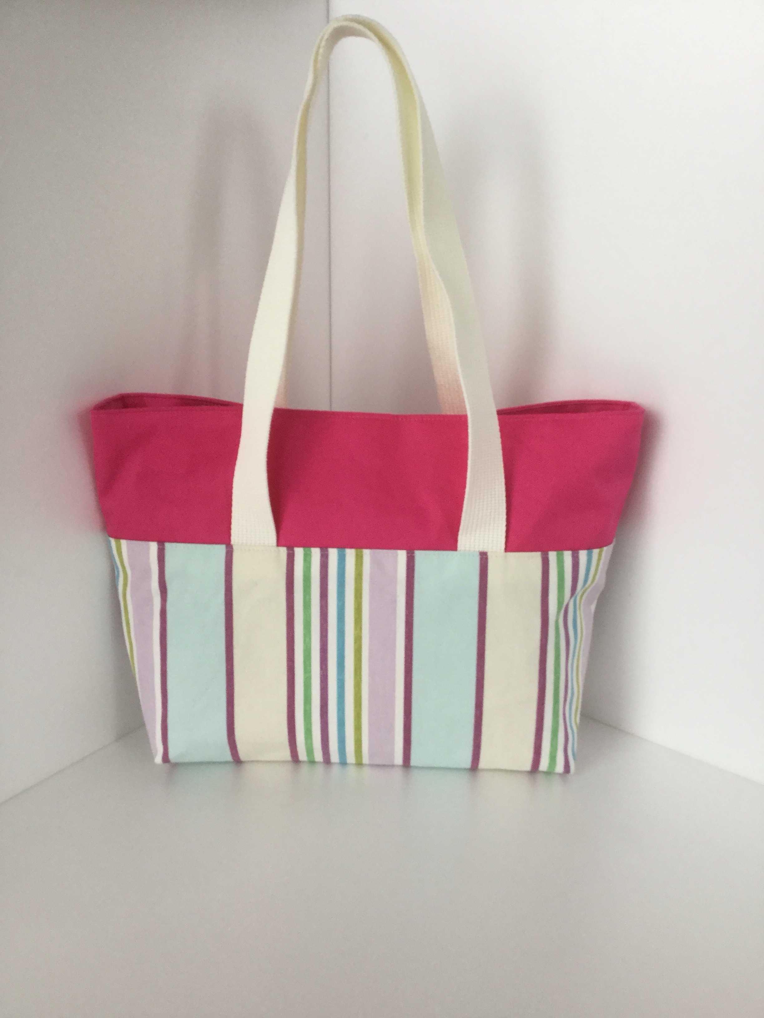 ピンクストライプトート