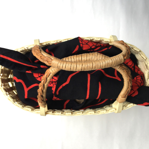 送料無料】透かし模様のかごバック（クラフトバンド） かごバッグ M