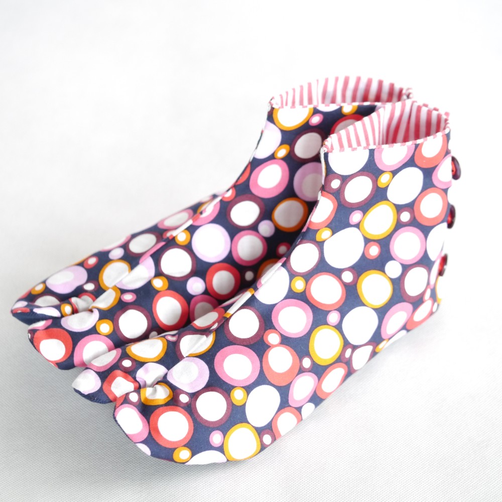 レッドバブルサークル☆柄足袋【サイズオーダー用】