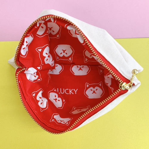 COACH　キノコ柄刺繍ポーチ eafa592d16b4f004f9d0b9e65c5393