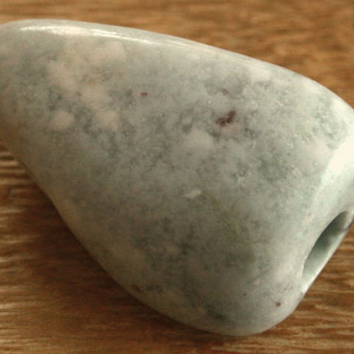 楽天市場】糸魚川翡翠石笛 C01315 清山 作 40mm*23mm*21mm