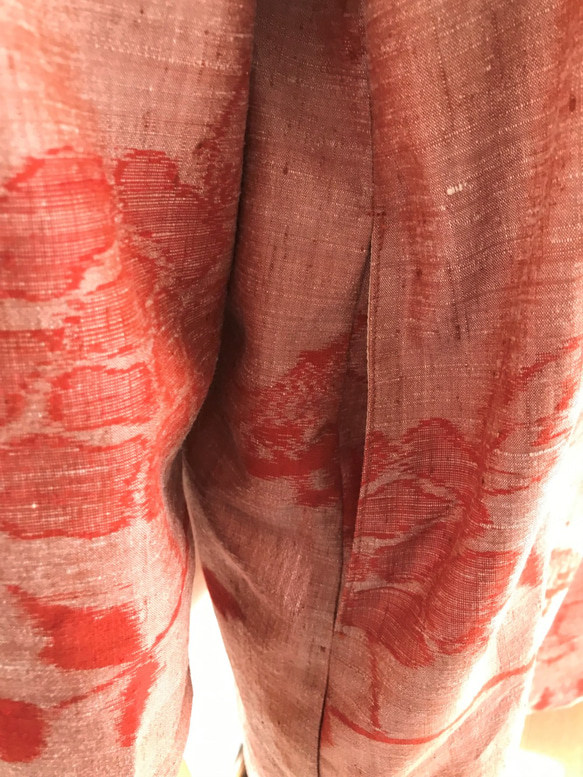 着物リメイク・牡丹柄織紬ピンタックロングチュニック/ポケット付＆スヌード 6枚目の画像