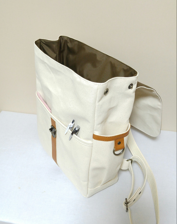 帆布簡單背包通勤上學 A4 兼容 (Kinari) 第6張的照片