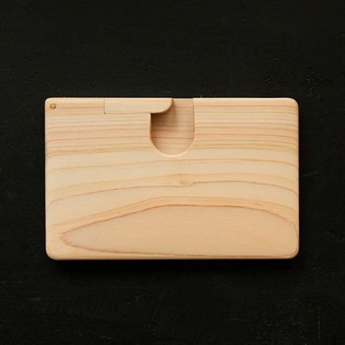 蜜ロウワックスで育てる ひのきの名刺入れ　ヨコ型　【FSC100% SA-COC-003741】