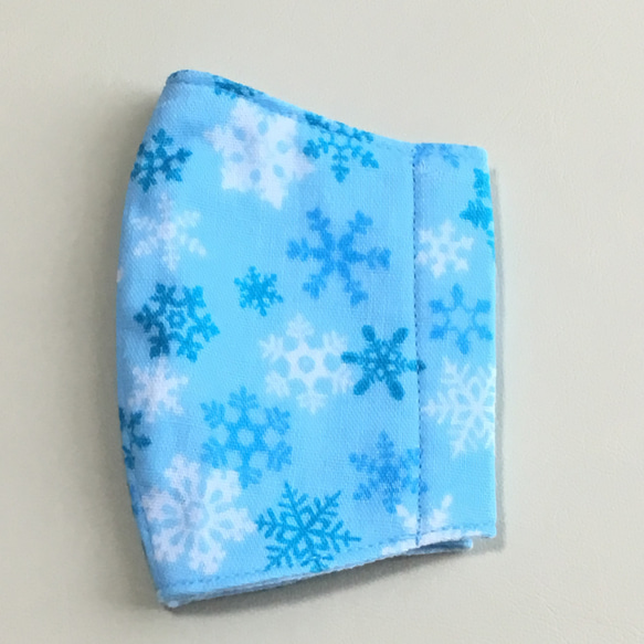幼児用立体マスク＊雪の結晶柄＊4重ガーゼ 2枚目の画像