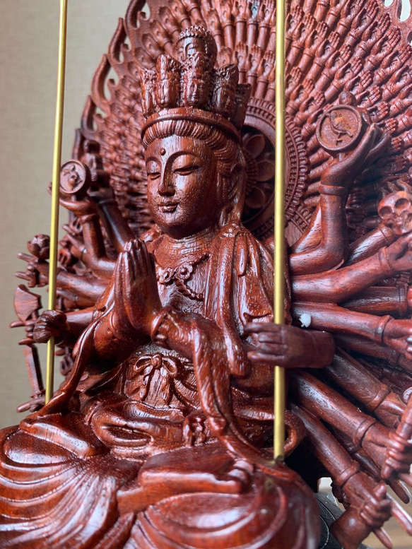 仏像　木彫　千手観音像　紫檀 4枚目の画像
