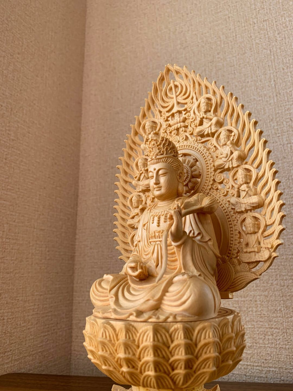仏像　木彫　大勢至菩薩　檜木 6枚目の画像