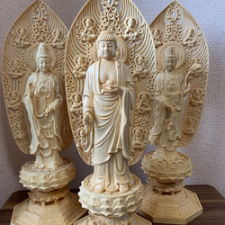 仏像　木彫　釈迦三尊像　檜木 1枚目の画像